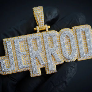 4CT pouces personnaliser glacé diamant lettre pendentif 14k finition or jaune - Product Image 1