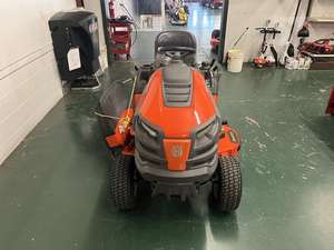 Meilleur prix 2023 Husqvarna TS248XD 23HP 48 pouces Tracteur tondeuse hydrostatique Kawasaki Tondeuse de jardin HUSQVARNA YT48DXLS à vendre - Product Image 2