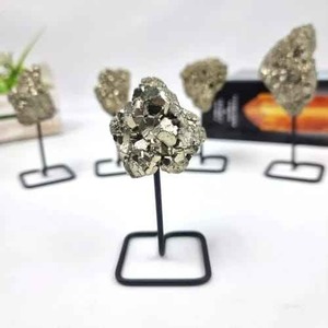 Nhất Bán Cao Cấp Vàng Peru Pyrite Pha Lê Thủ Công Khoáng Sản Mẫu Trên Kim Loại Đứng Cho Trang Trí Nội Thất Cho Trên Toàn Thế Giới Cung Cấp - Product Image 2