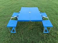 Ensemble de table de pique-nique pliable compacte portable en plastique pour 4 personnes avec trou pour parasol et installation simple, bleu