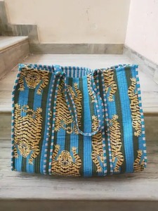 Bolso de mano acolchado de algodón grande para mujer, De cuero resistente y sostenible, para compras de comestibles, hecho a mano con dos asas a la moda - Product Image 4