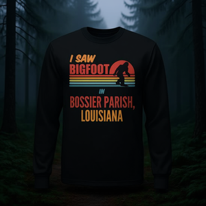 Maglietta a maniche lunghe Bigfoot Lives In Bossier Parish Louisiana - Product Image 3