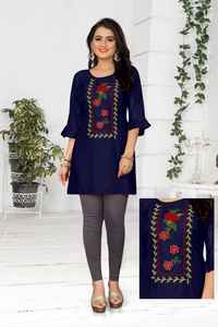 ชุดอินเดียดั้งเดิมคอลเลกชันใหม่เสื้อตะวันตกสำหรับปาร์ตี้งานแต่งงานและชุดกลางแจ้งจากผู้ผลิตอินเดีย - Product Image 5