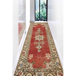 Alfombra roja étnica anatólica estampada: diseño turco vintage, alfombra delgada no tejida - Product Image 5