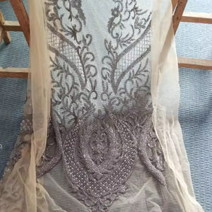 Meilleur Prix De Luxe 100% Polyester Perlé Tissu À La Main Fournisseur Indien Tissé Maille Brodé Paillettes Style Vêtements De Mariage - Product Image 1