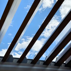 현대 전기 Pergola 사용자 정의 알루미늄 루버 선 패널 분말 코팅 생물 기후 데크 캐노피 전망대 창 만든 베트남 - Product Image 4