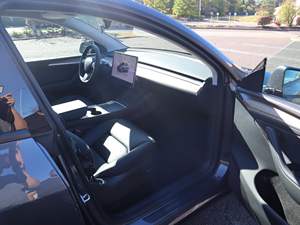 Tesla Model Y 2024 Impecable, Gran Autonomía, Motor Dual AWD, 310 Millas de Autonomía - Product Image 6