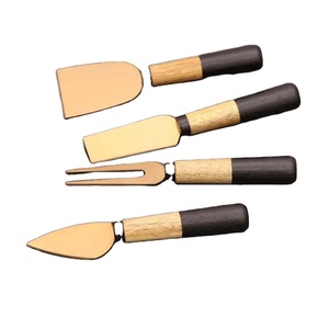 Elegantes cuchillos de queso de color dorado de acero inoxidable con mango redondo de madera maciza, perfectos para bodas y eventos - Product Image 1