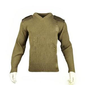 Pull tactique noir à col en V pour homme, avec écusson d'épaule, tricoté à la machine, mélange de laine, respirant et ultra-doux – Vente en gros - Product Image 6