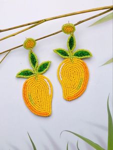 Pendientes Colgantes Hechos a Mano con Cuentas de Flores Amarillas para Mujer, Joyería Tropical Moderna y Novedosa con Círculo - Product Image 2