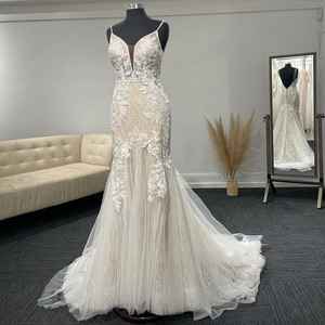 Elegante Vestido de Noche Largo hasta el Suelo, Antiestático, Transpirable y Ecológico, con Silueta en A, de Tul, Talla Grande, Cuello en V, para Eventos Formales - Product Image 1