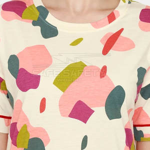 Vente en gros Mode décontractée Ensemble chemise et short deux pièces pour femmes Ensemble d'été pour dames Offre spéciale Twin Set - Product Image 5