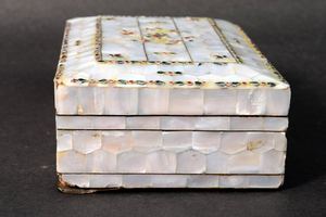 Boîte à bijoux en nacre avec des détails uniques, parfaite pour les marchés de gros - Product Image 2