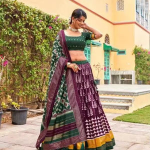 BATICKA Dola Lehenga Choli en soie indienne, réversible, coupe ample, toutes saisons, élégant, vêtements de mariage pakistanais - Product Image 1
