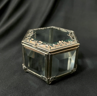 Boîtes de rangement pour bijoux en laiton verre cristal nordique décoratif moderne de luxe pour la maison finition nickel jantes design mini verre biseauté