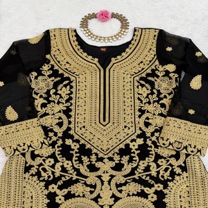 Tenue ethnique pour femmes élégante longue Foux Georgette Kurti avec broderie Chinestich fine, Plazo entièrement cousu, Designer Dupatta - Product Image 6