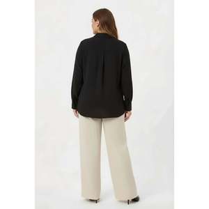 Chemise à double boutonnage grande taille, noire - Product Image 4