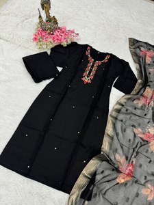 2025 lancement couleur noire fantaisie Floral travail col rond broderie genou longueur Kurti & bas avec Dupatta au prix de gros - Product Image 6