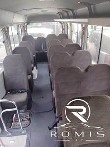 Toyota Coaster Bus 23 Posti, Furgone Diesel Euro IV, Fari Alogeni, Aria Condizionata Automatica, Pneumatici R16, Guida a Sinistra, Alluminio - Product Image 6