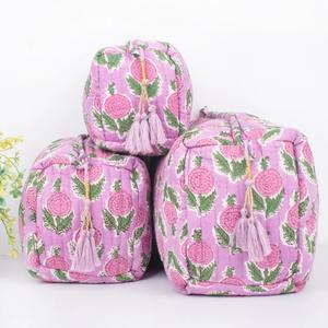 Eco-Friendly Large Quilted Wash Bag Indian Handmade Floral Print Cosmetic Organizer Zipper Vintage Style Travel Bag Vanity Case - Product Image 3