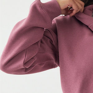 Haut confortable et décontracté à manches longues, design tendance, prix avantageux, pour les commandes en gros / Sweat à capuche en polaire uni pour femmes - Product Image 4