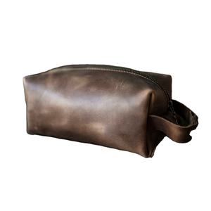 กระเป๋าเครื่องสำอางชุดเครื่องอาบน้ำหนังชุดอุปกรณ์เสริมสวยสำหรับผู้ชายและผู้หญิงชุดของขวัญที่ประทับตราชื่อ TYG-0011 - Product Image 1