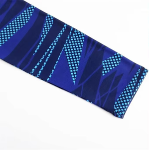 Rashguard de Jiu-Jitsu MMA pour Hommes de Haute Qualité, Manches Longues, T-shirts de Fitness et de Natation, Logo Personnalisé, Vente en Gros, Imprimé ou Uni - Product Image 3