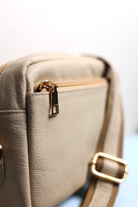 Sac de voyage portable en cuir de grande capacité pour un usage quotidien, unisexe - Product Image 2