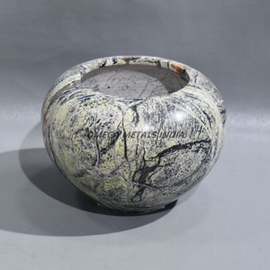 Jarrón de madera blanca hecho a mano de alta tendencia, cuerpo cónico elegante con detalles moteados sutiles para interiores de casas con estilo - Product Image 5