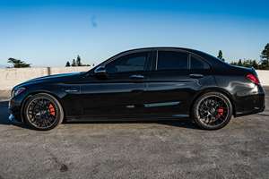 MERCEDES-AMG C63 S SEDÁN 2020 USADO CON VOLANTE A LA IZQUIERDA/DERECHA - Product Image 2