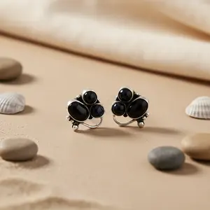 Boucles d'oreilles clous en argent sterling 925 avec onyx noir pour femmes, sertissage clos, rhodié, classique, religieuses, pour mariage, anniversaire, fête, cadeau - Product Image 1