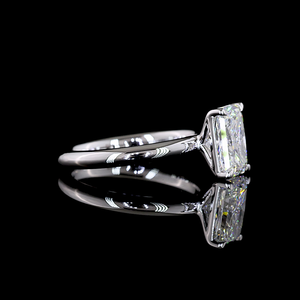 Anillo de Compromiso Solitario Radiante de 2.06 Ct en Oro Blanco de 14K con Diamante Cultivado en Laboratorio, Joyería Nupcial Hecha a Mano, Elegante - Product Image 2