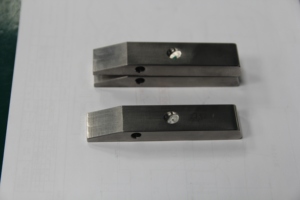 Servicio de mecanizado CNC personalizado de Vietnam para EDM y brochado de alambre de aluminio y titanio de acero inoxidable - Product Image 4
