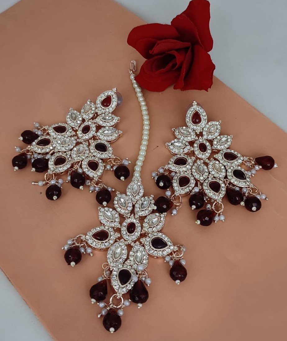 สีน้ำตาล