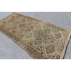 Grand tapis turc vintage de 4,5 x 9,8 pieds, tapis en laine marron patchwork - Product Image 3