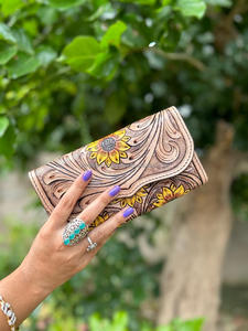 Cartera de Cuero Repujado a Mano Estilo Occidental, Cartera de Cuero Genuino con Diseño de Girasol, Cartera de Cuero Vacuno Genuino, Bolso de Mano Estilo Occidental para Mujer, Cartera de Lujo - Product Image 6