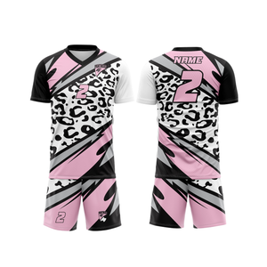 ชุดฟุตบอลคอวีแบบซับลิเมชั่นแห้งเร็ว สกรีนชื่อ/หมายเลขทีมตามสั่ง MOQ ต่ำ พร้อมถุงเท้าและกระเป๋า ผลิตจากผ้าโพลีเอสเตอร์ 100% - Product Image 2