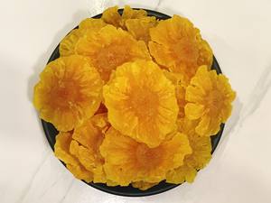 Chips de piña masticables de Vietnam-Bocadillo de frutas tropicales secado al vacío OEM - Product Image 2