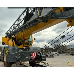 Grúa sobre Camión Grove RT765E-2 para Uso en Terrenos Difíciles - Product Image 2