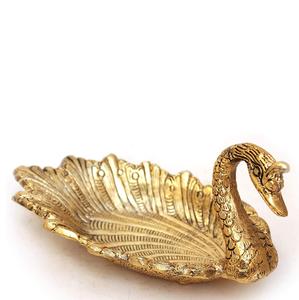 Urli de metal de color dorado con diseño de tazón y pétalo para decoración de Diwali con diseño de flores de gran calidad con tamaños de 12x12x1 pulgadas - Product Image 5