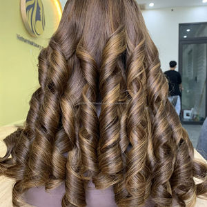 Extensiones de cabello Remy de trama hinchable a precio de fábrica estilos brasileños vietnamitas e indios Paquete de cabello humano crudo de alta calidad - Product Image 1