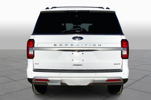 Ford Expedition MAX XLT 4WD 2024 Usado, SUV de 4 Puertas - con Bajo Kilometraje - Product Image 4