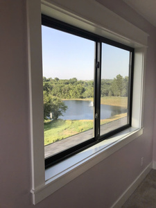 หน้าต่างกระจกอลูมิเนียมอัลลอยด์แบบกำหนดเองพร้อมกรอบกันเสียงทนต่อสภาพอากาศดีไซน์ทันสมัยรับประกัน5ปี - Product Image 6