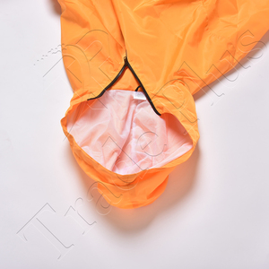 Chubasquero con capucha y logotipo personalizado OEM, cómodo, impermeable, a prueba de viento, chaqueta unisex para exteriores, chaqueta transpirable, chubasqueros - Product Image 3