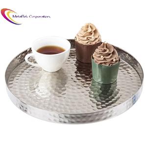 Bandeja Redonda Plateada Pulida con Textura Martillada, Borde Grueso, Alta Calidad, Hecha a Mano, Decorativa, para Servir Alimentos, Proveedor de Bandejas - Product Image 5