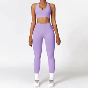 High-quality yoga set featuring a breathable stretchable <b>fabric</b> for maximum comfort & performance Customizable your branding - Product Image 3