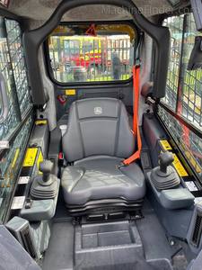 Nouveau pour John Deere : Chargeuse compacte sur chenilles Premium 325G, poids opérationnel 4,2T - Haute qualité, garantie 2 ans, pour le concassage du béton et de la roche - Product Image 4