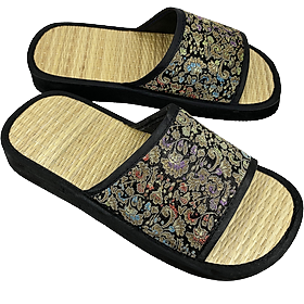 Sandales en paille, pantoufles japonaises en stock - Product Image 3