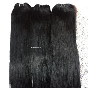 Extension de cheveux vierges Remy de haute qualité en Inde, cheveux humains vierges droits et soyeux à cuticule alignée d'un seul donneur - Product Image 1