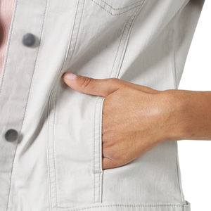 Chaqueta vaquera hecha de algodón suave y cómoda de calidad superior para mujer, Chaquetas vaqueras de tamaño personalizado a la venta - Product Image 6